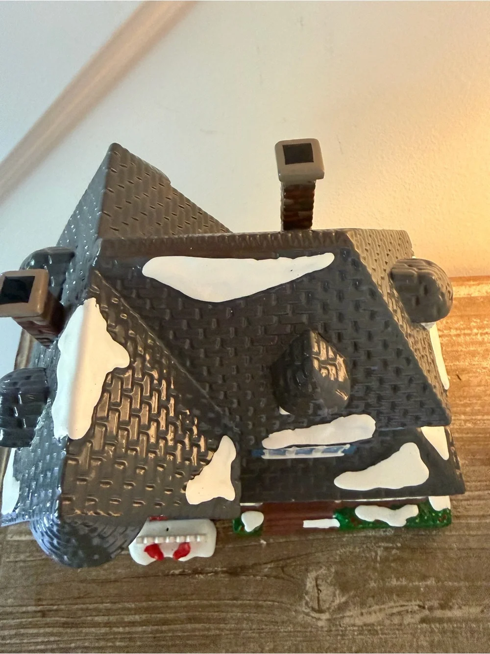 Department 56 American Architecture Series Snow Village Shingle Victorian